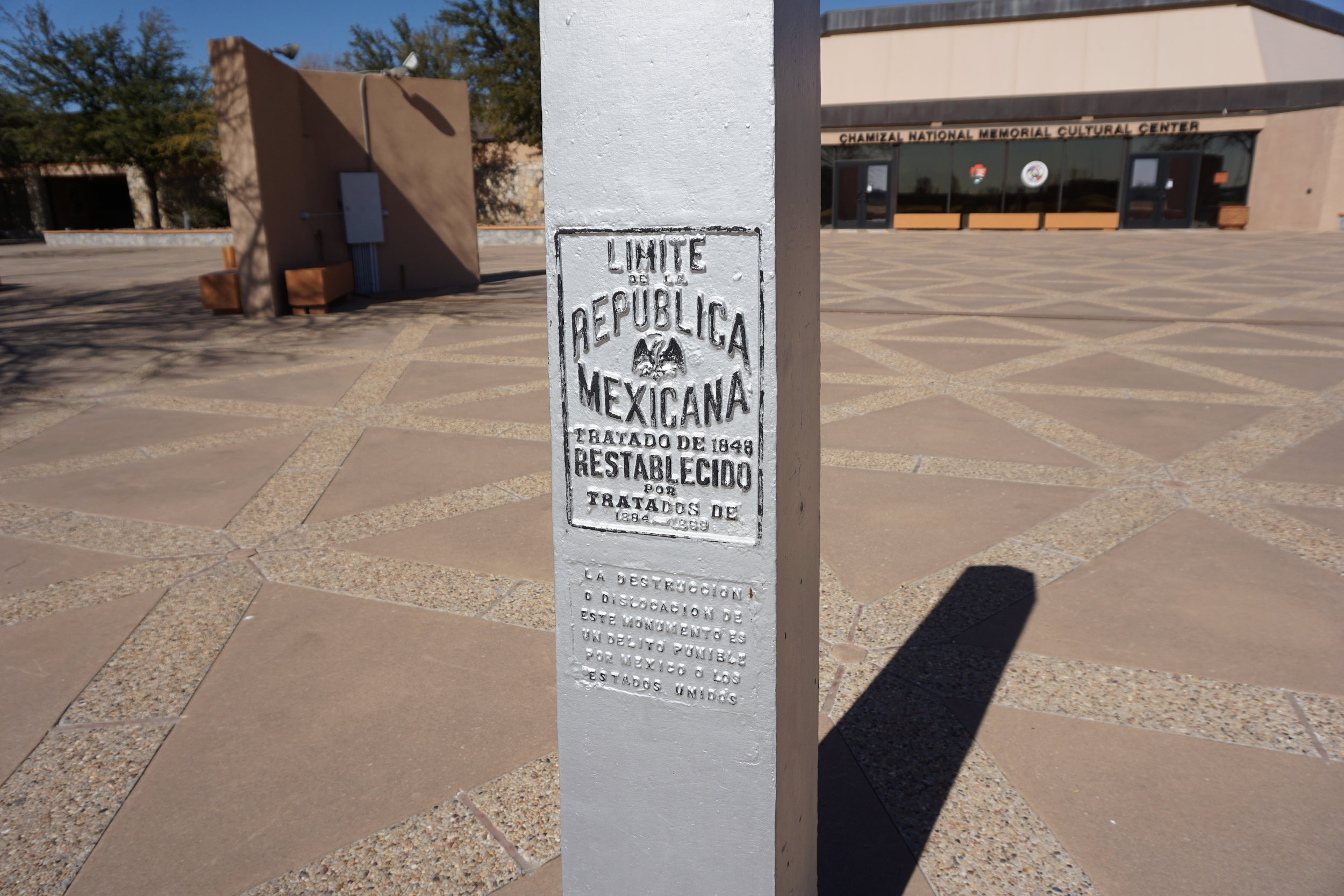 Commemorative monument of the border treaty at the border between El Paso Texas and Mexico
