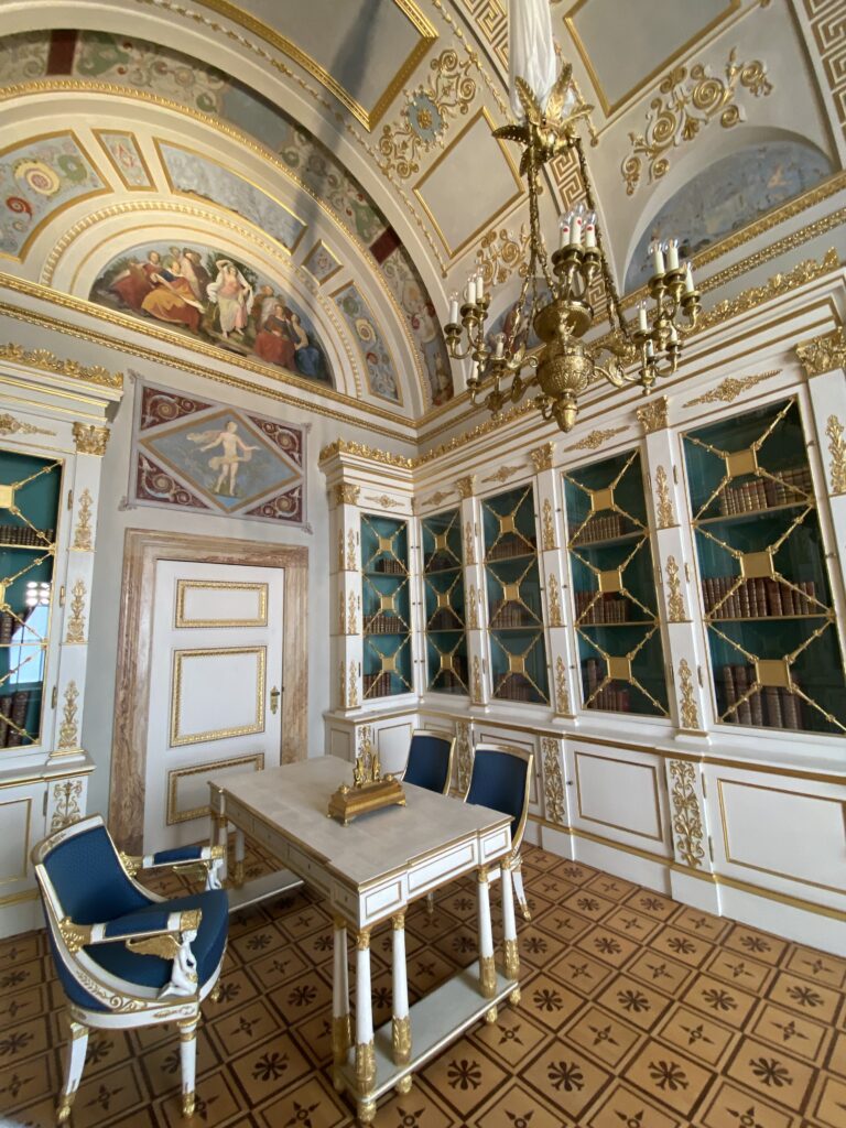 Royal reading room in Munich Residence palace